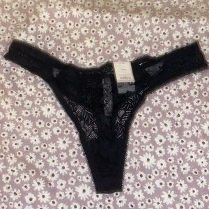 Lacey thong